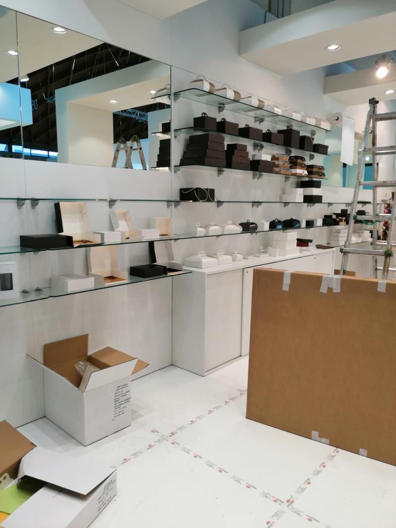 image Stiamo allestendo lo Stand per domani!! (3423)