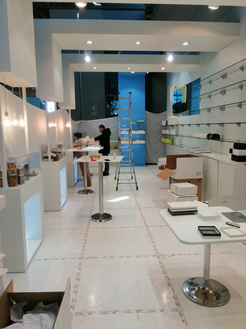 image Stiamo allestendo lo Stand per domani!! (3423)